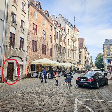 Butik Apartamenty Old Town Torun - Parking Extérieur photo